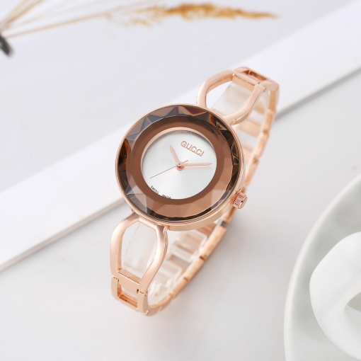 Gucci Gold Color Watch With White Dial With BRown Color Cristal Case Watch For Woman Or Girl Gold Strap Watch GC-6541