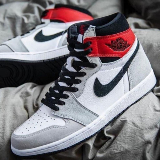 Jordan 1 Grey Retro High Chicago Sneakers For Men