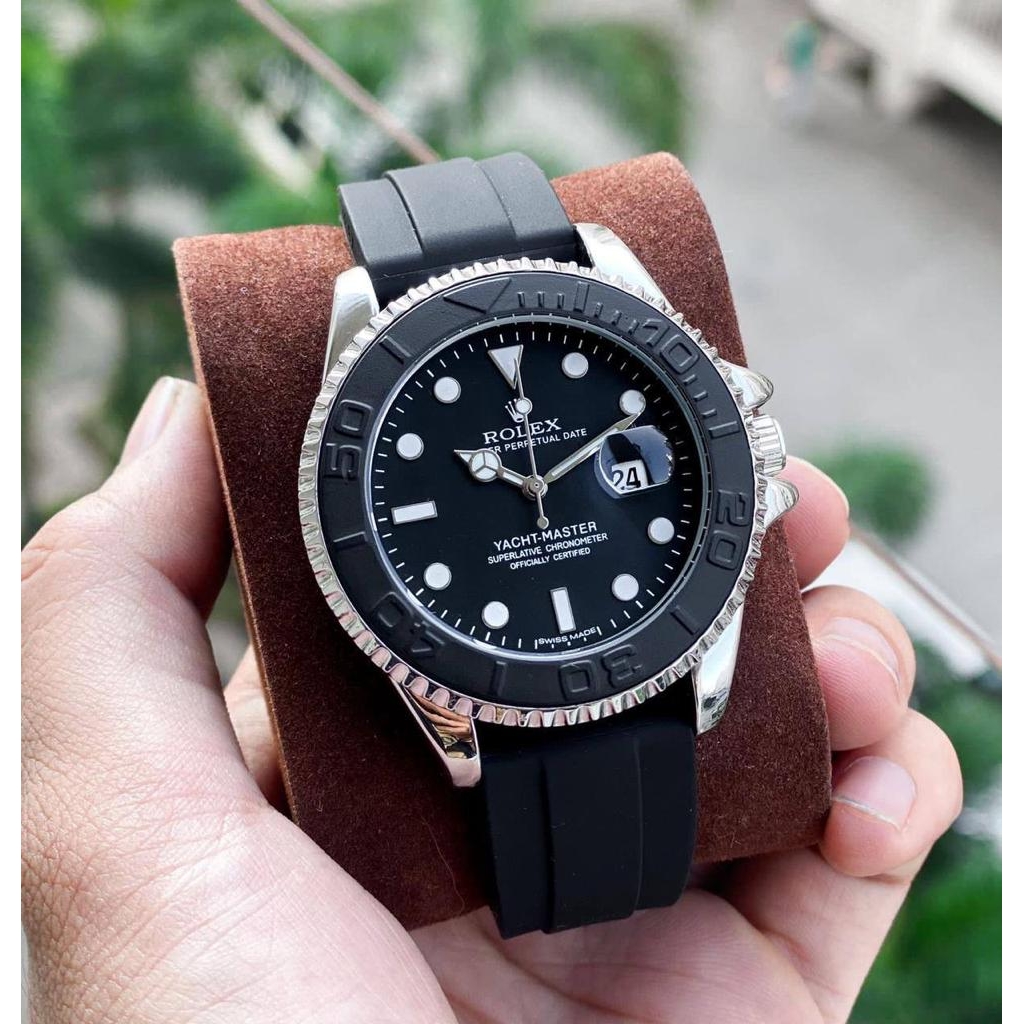 Trendy Rolex Yacht-Master Analog Black Dial Ceramic Bezel In Silver Color Oysterflex Silicon Bracelet Men's Watch For Man Rlx-M268656