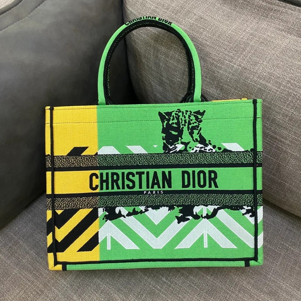 Christian Dior Women Fashion Western Style Tote Bright Green and Fluorescent Orange D-Jungle Pop EmbroideryMedium Bag For Women's Or Girls Bag - Best Casual Use Bag DR-M765-WBG