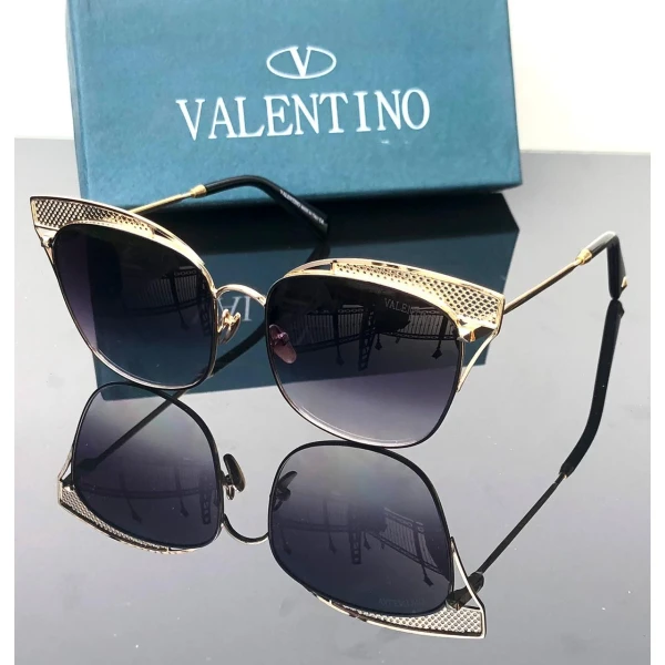 Valentino Double Shade Black Color Glass Women's Sunglass for Woman or Girl VT-01 Gold Crown Frame Black Stick Gift Sunglass